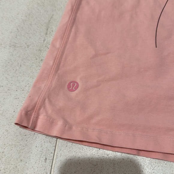 Lululemon all yours tank top, size 8 worn once - Picture 3 of 6